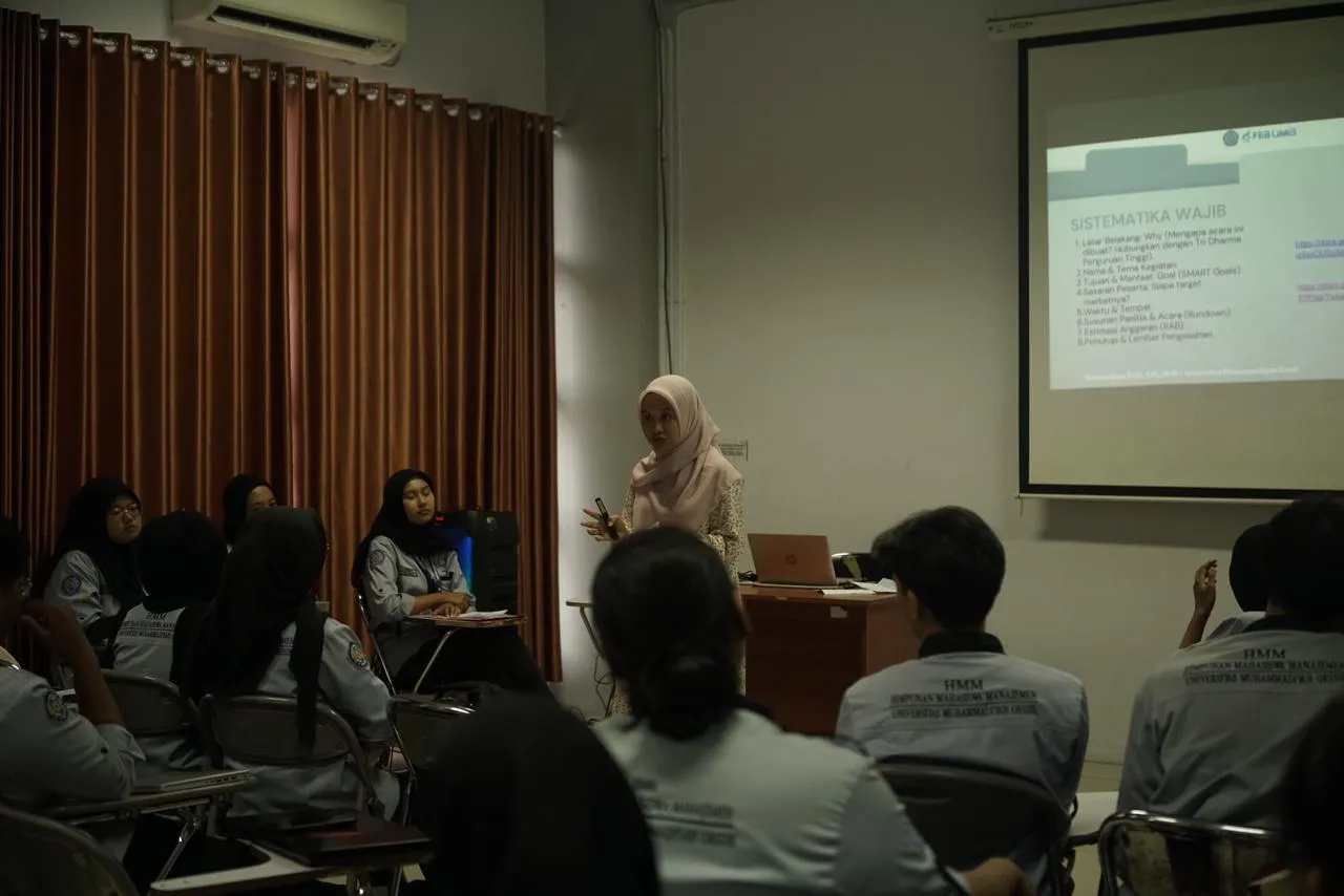 Training Struktural